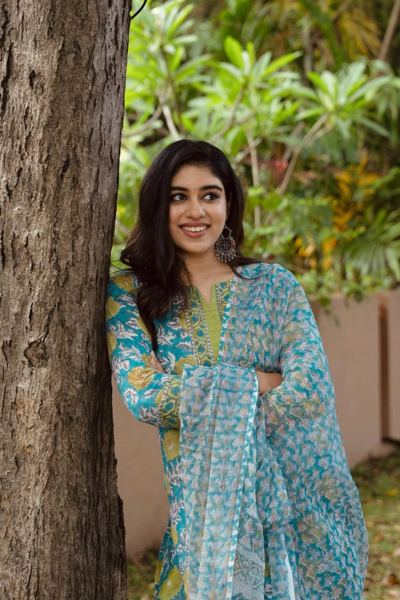 Elegant Blue Floral Cotton Kurta Pant Dupatta Set for Women