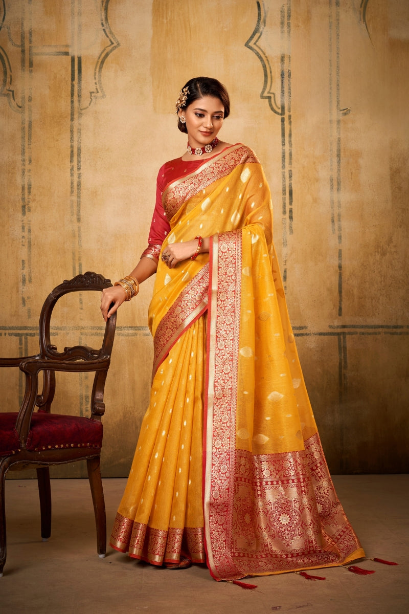 Elegant Lightweight Saree for Party & Festive Wear