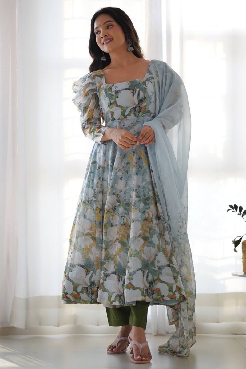 Festive & Wedding Wear Ensemble