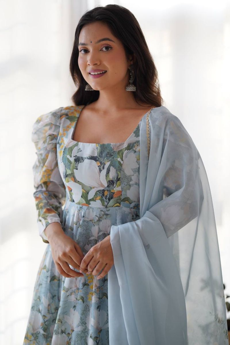 Festive & Wedding Wear Ensemble