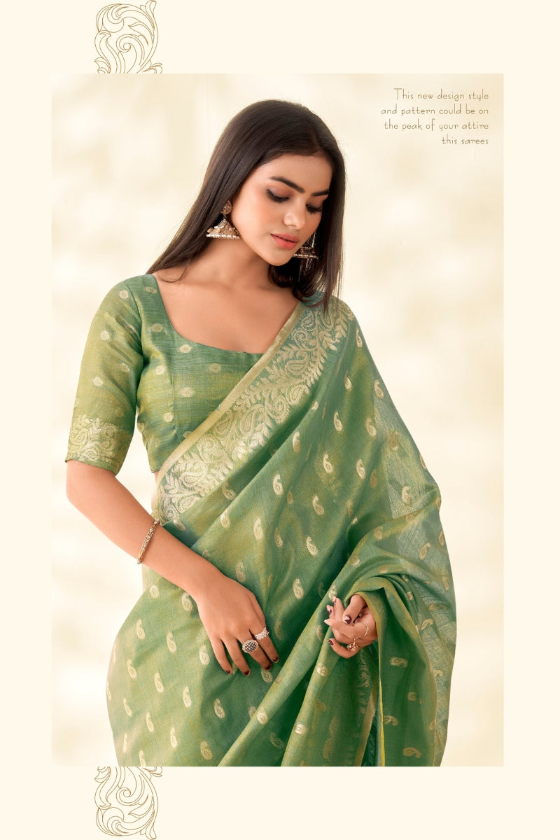 Elegant Lightweight Saree for Festive & Formal Occasions