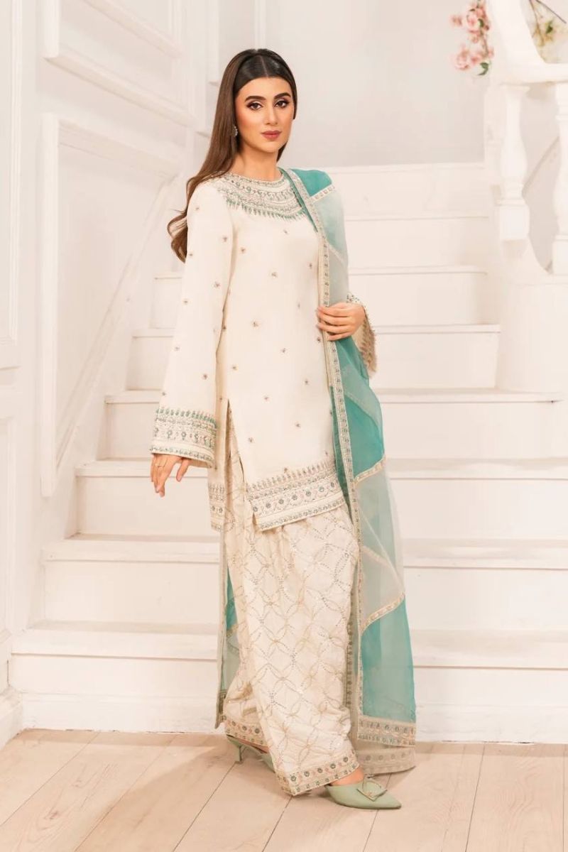 White Festive Kurta with Diamond Sequence Embroidered Dupatta & Farshi Plazzo.