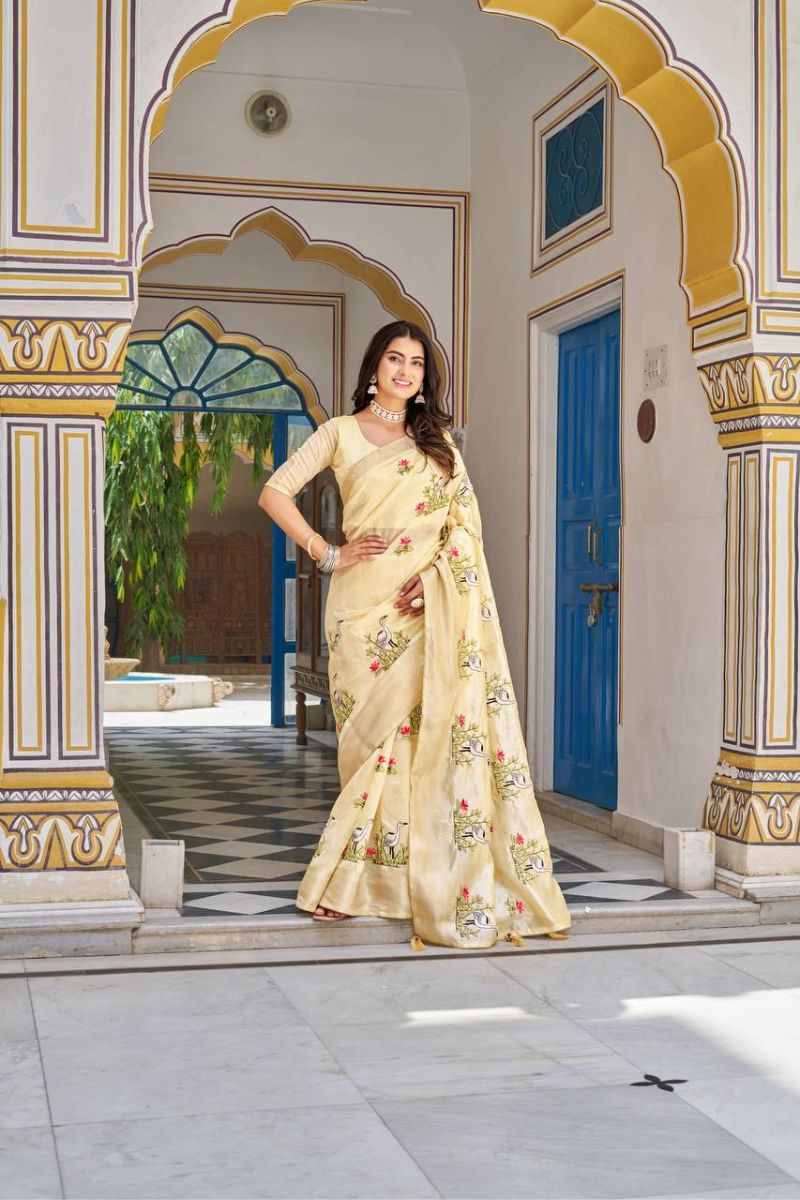 Pink Kota Crystal Saree Embroidery Thread Work & Jacquard Border